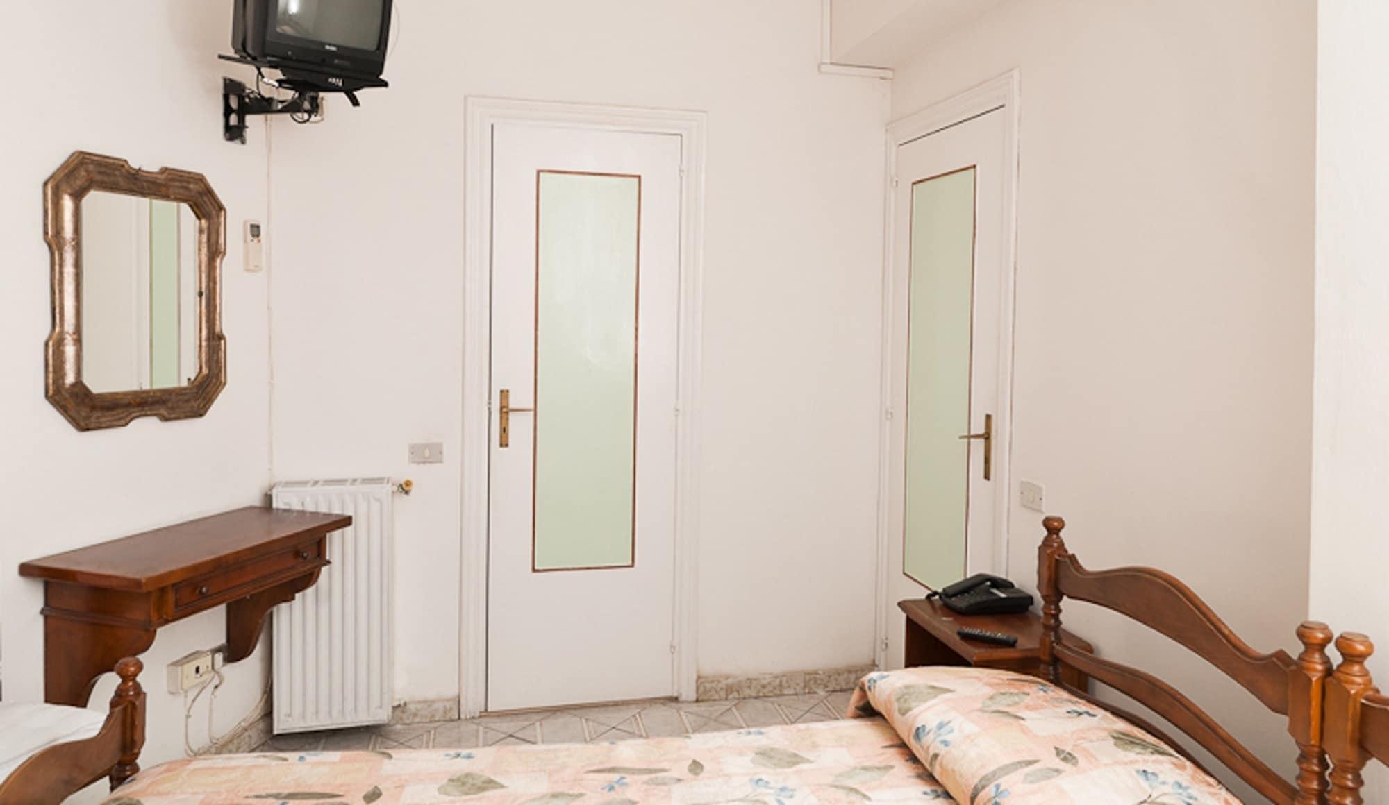 Hotel Del Postiglione Іскія Екстер'єр фото