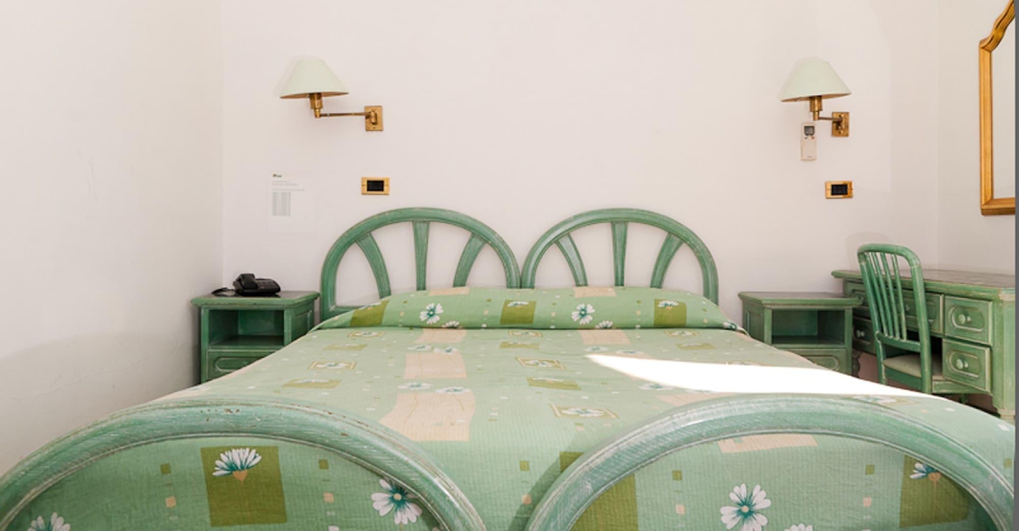 Hotel Del Postiglione Іскія Екстер'єр фото